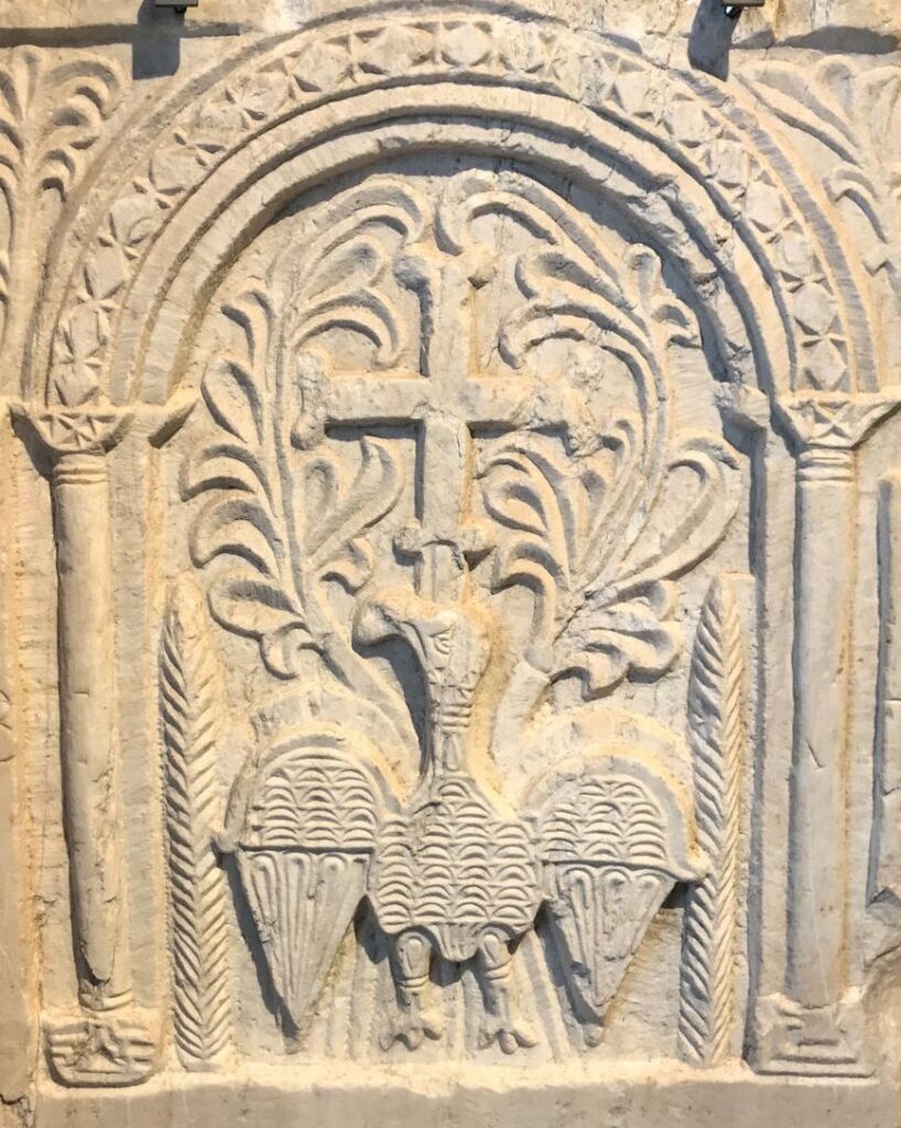Marble pseudo-sarcophagus slab with an eagle