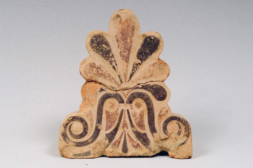 Clay palmette roof tile