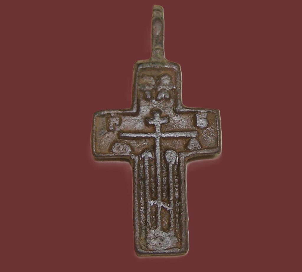 Small pectoral cross